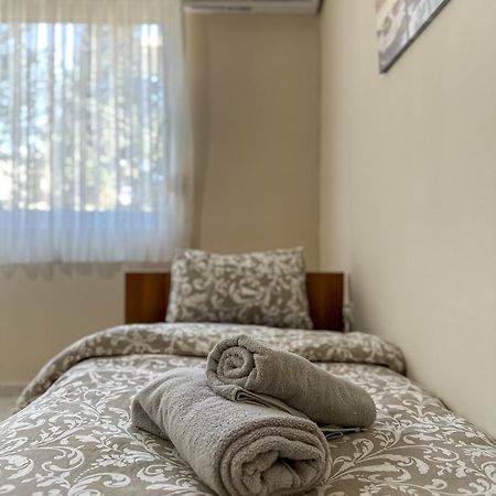 Ground Apartment Alexandroupoli Bagian luar foto