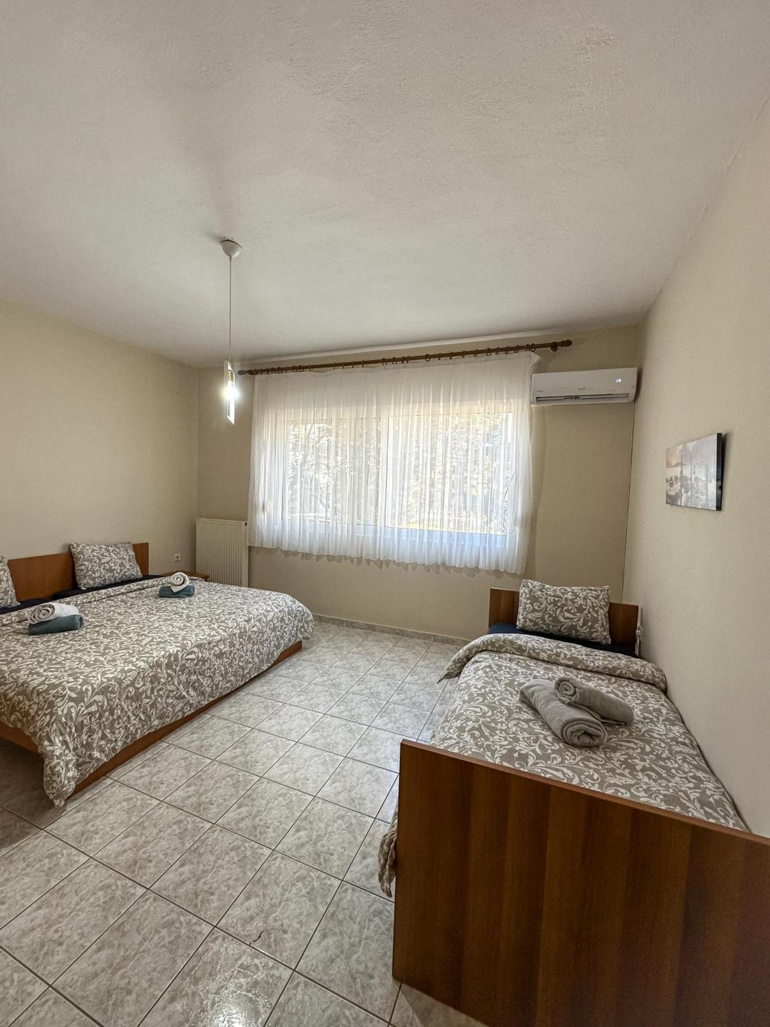 Ground Apartment Alexandroupoli Bagian luar foto